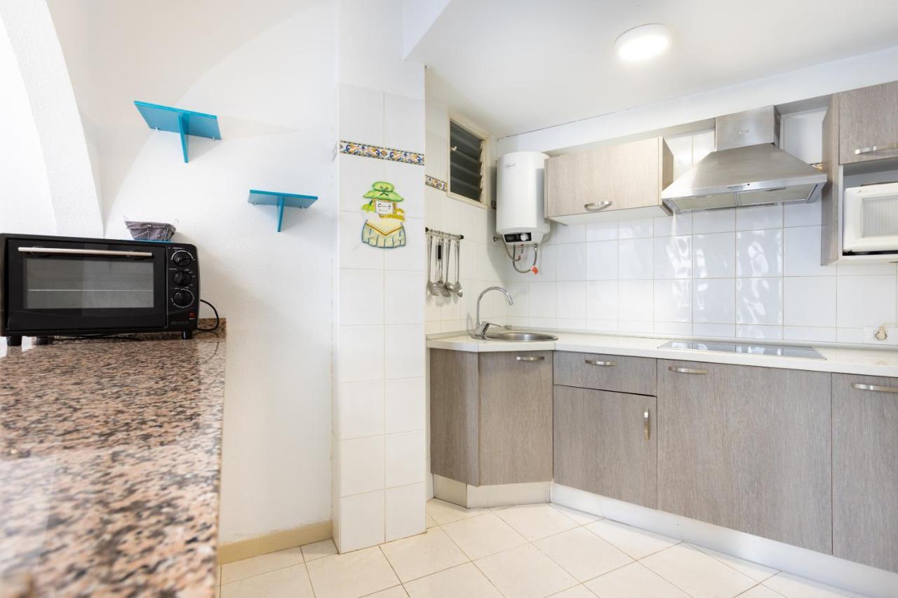 Bonito Apto Cristianos, Vistas Al Mar Y Playa Apartamento