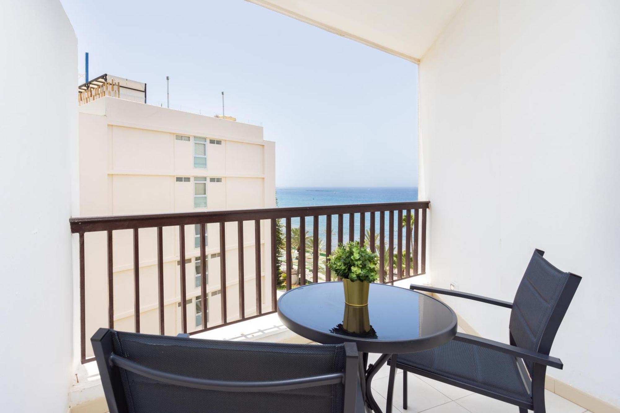 Bonito Apto Cristianos, Vistas Al Mar Y Playa Apartamento *